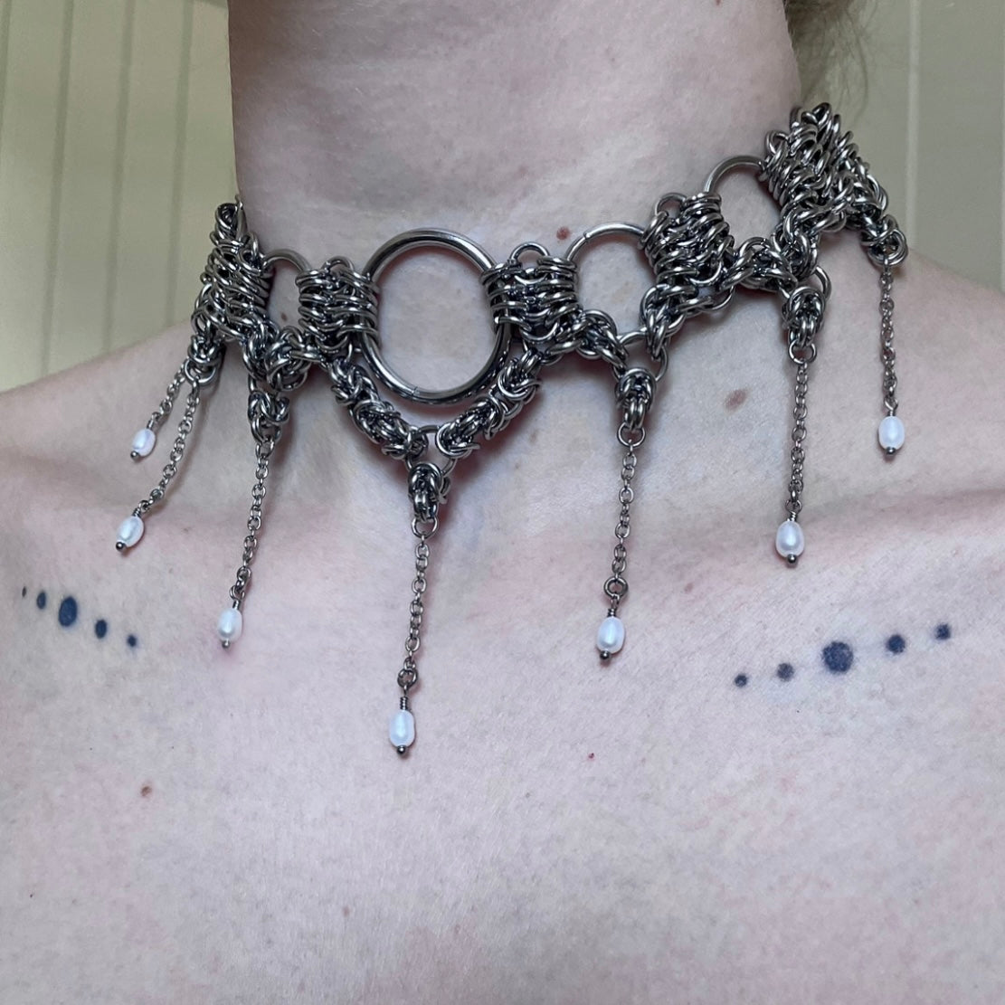 Temptress. Chainmail Choker.