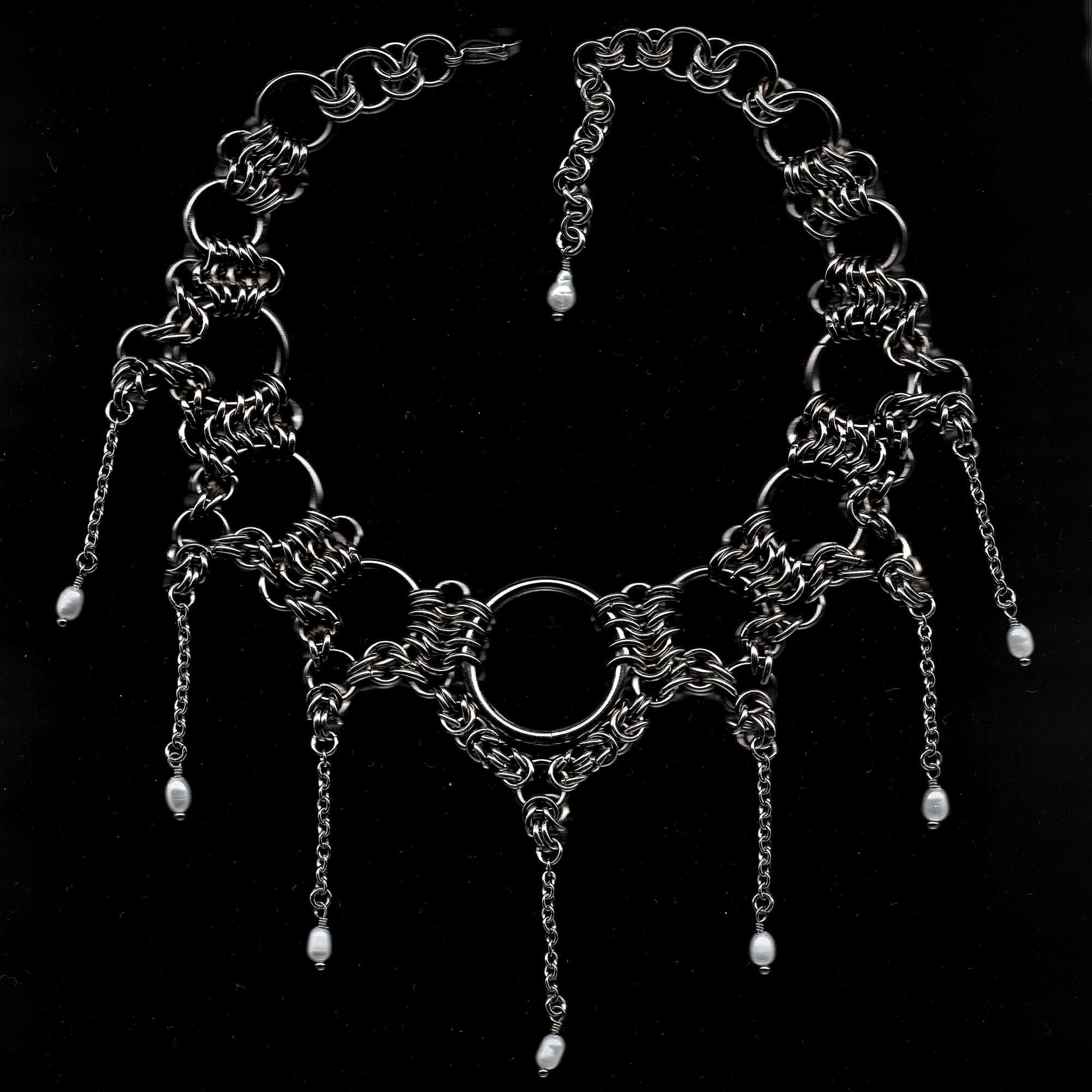 Temptress. Chainmail Choker.