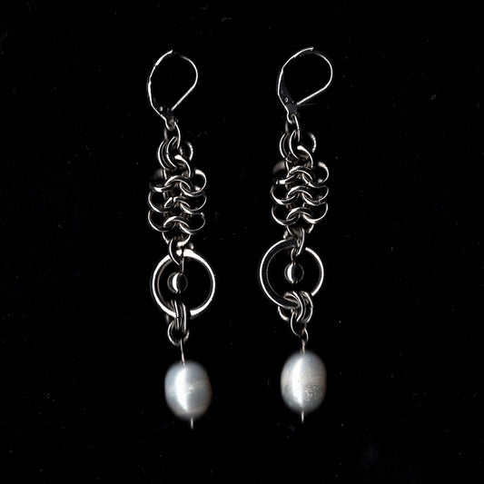 Chainmail and Pearl Drop Earrings.