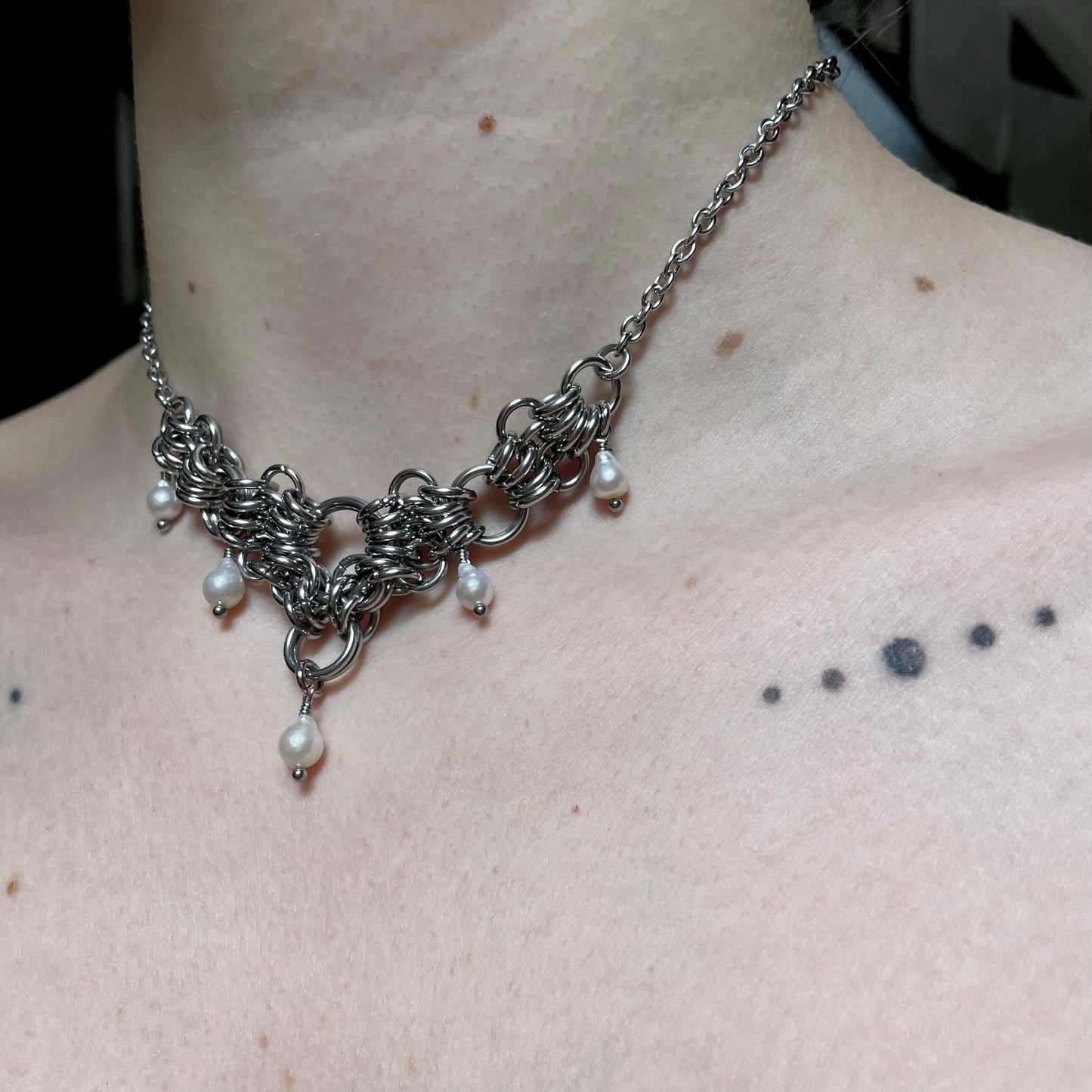 Pearl Adorned Chainmail Necklace.