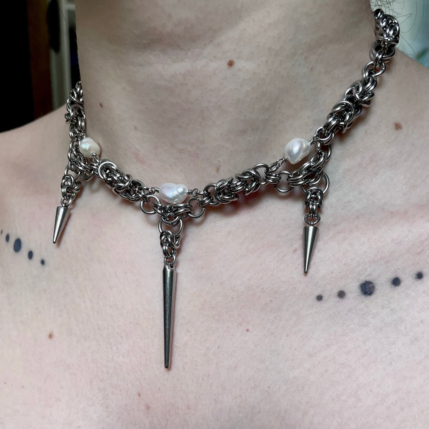 Spike and Pearl Chainmail Choker.