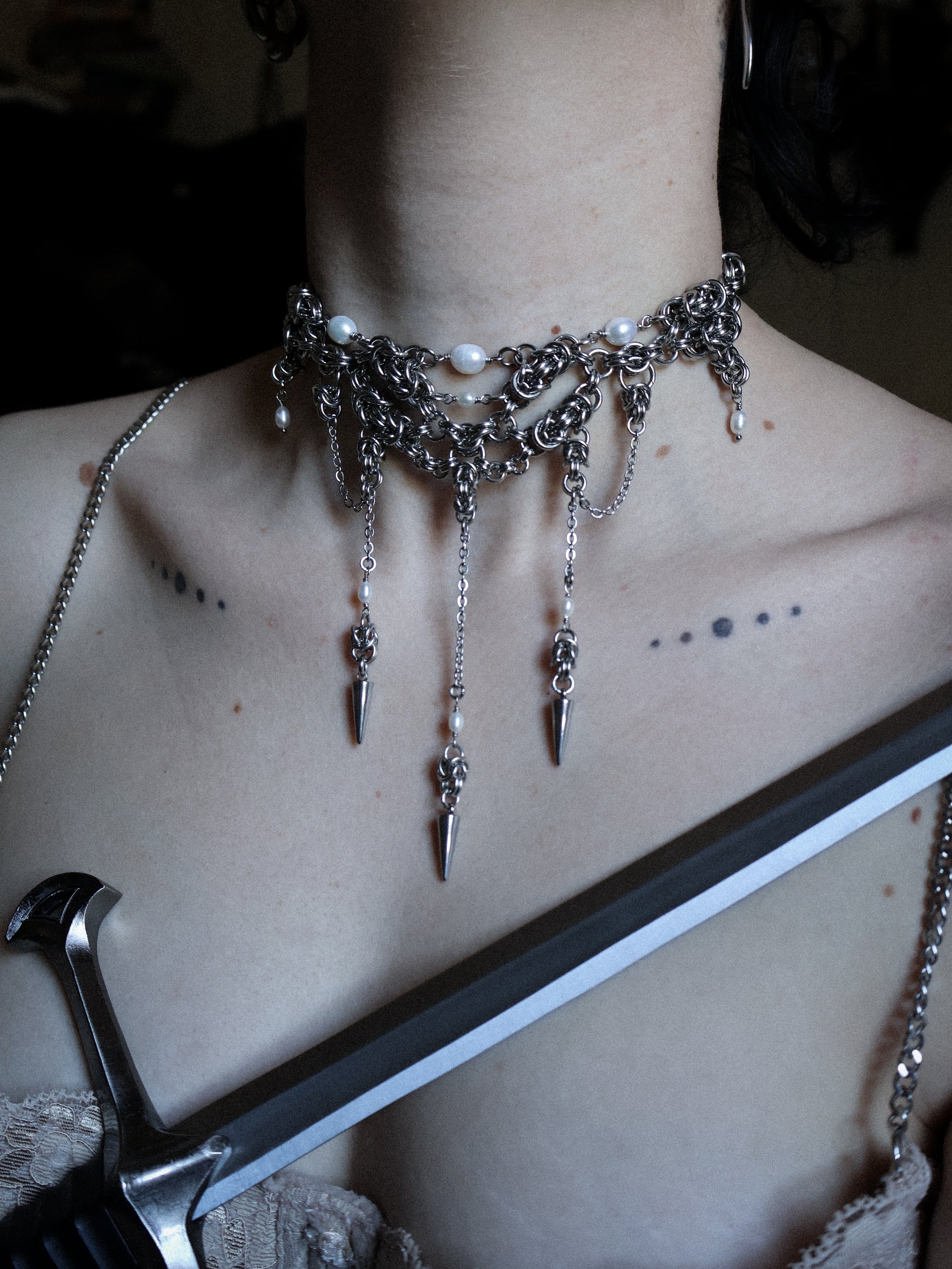 Pearl Enigma. Chainmail Choker. MADE-TO-ORDER.