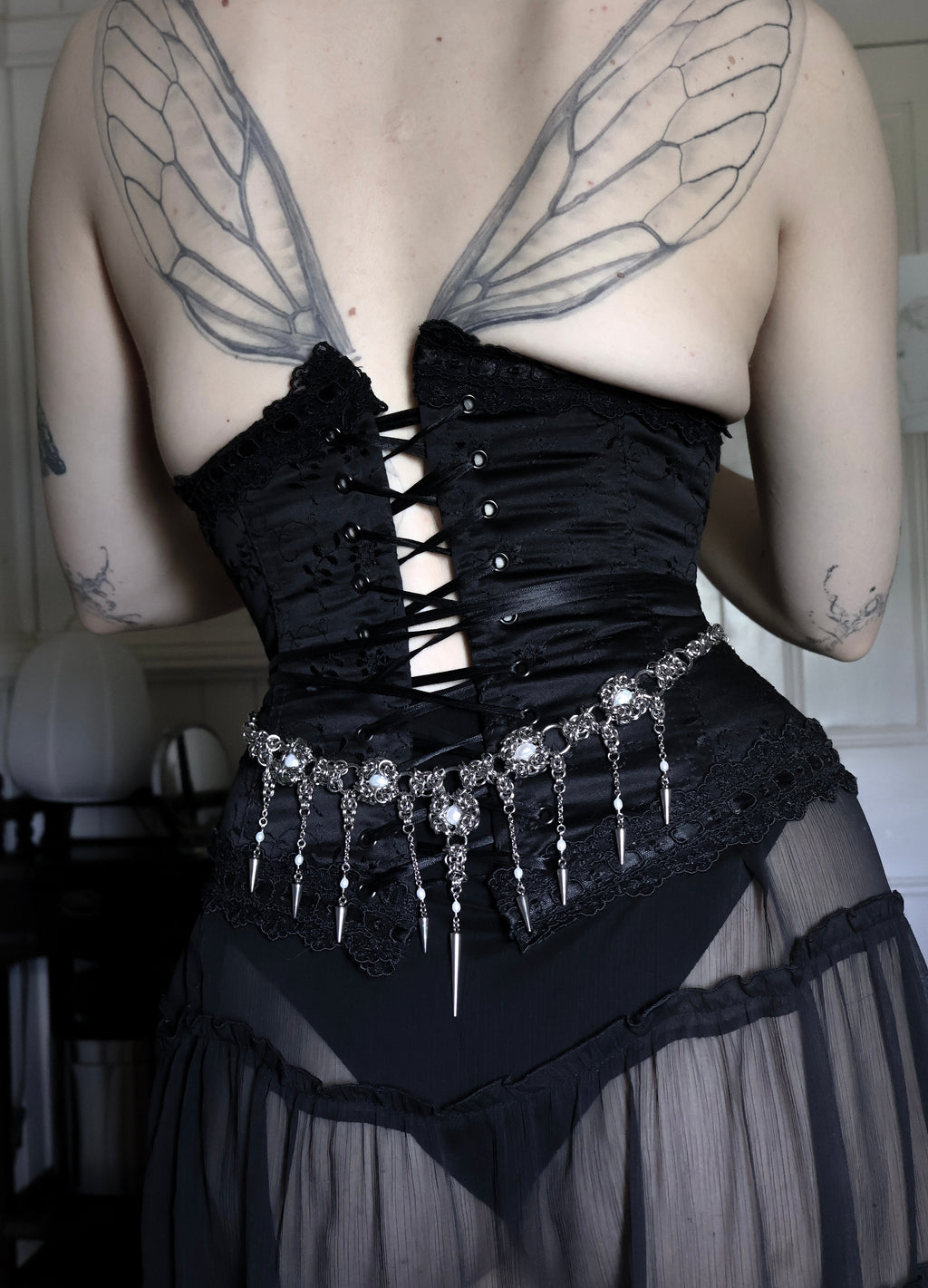 Pearl Desire. Chainmail Choker.