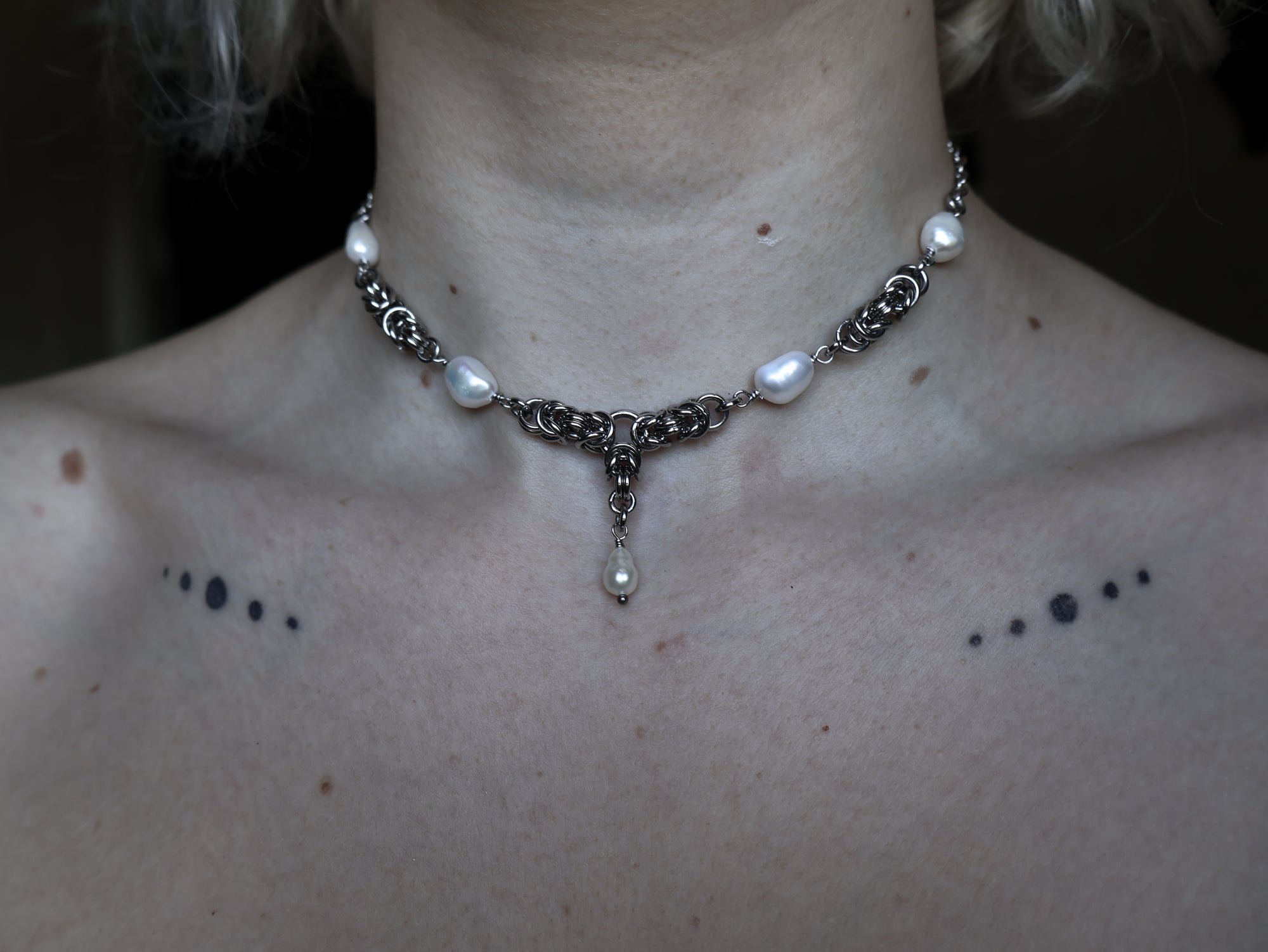 Pearl Relic. Chainmail Necklace.