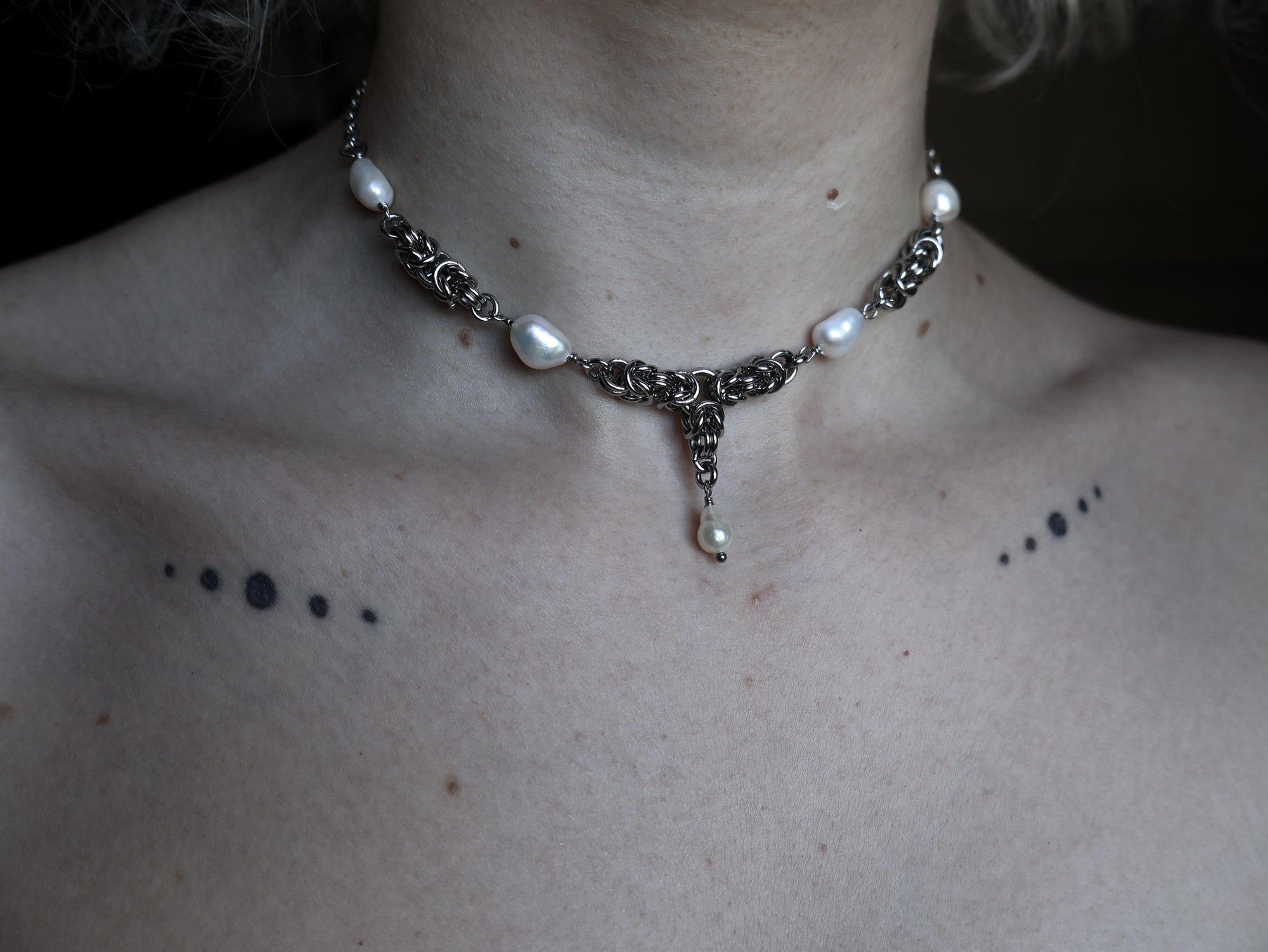 Pearl Relic. Chainmail Necklace.