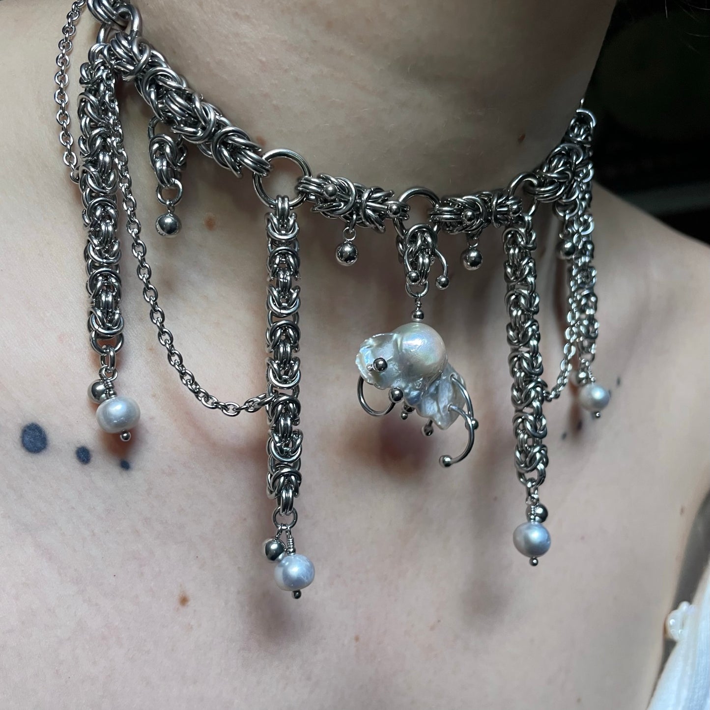 Siren Pierced Pearl Choker