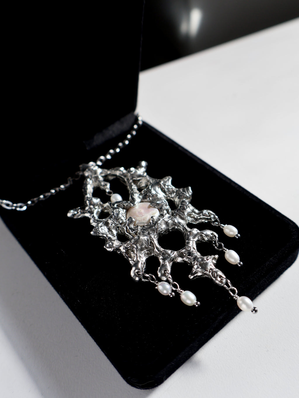 Enigma. Freshwater Pearl Necklace.