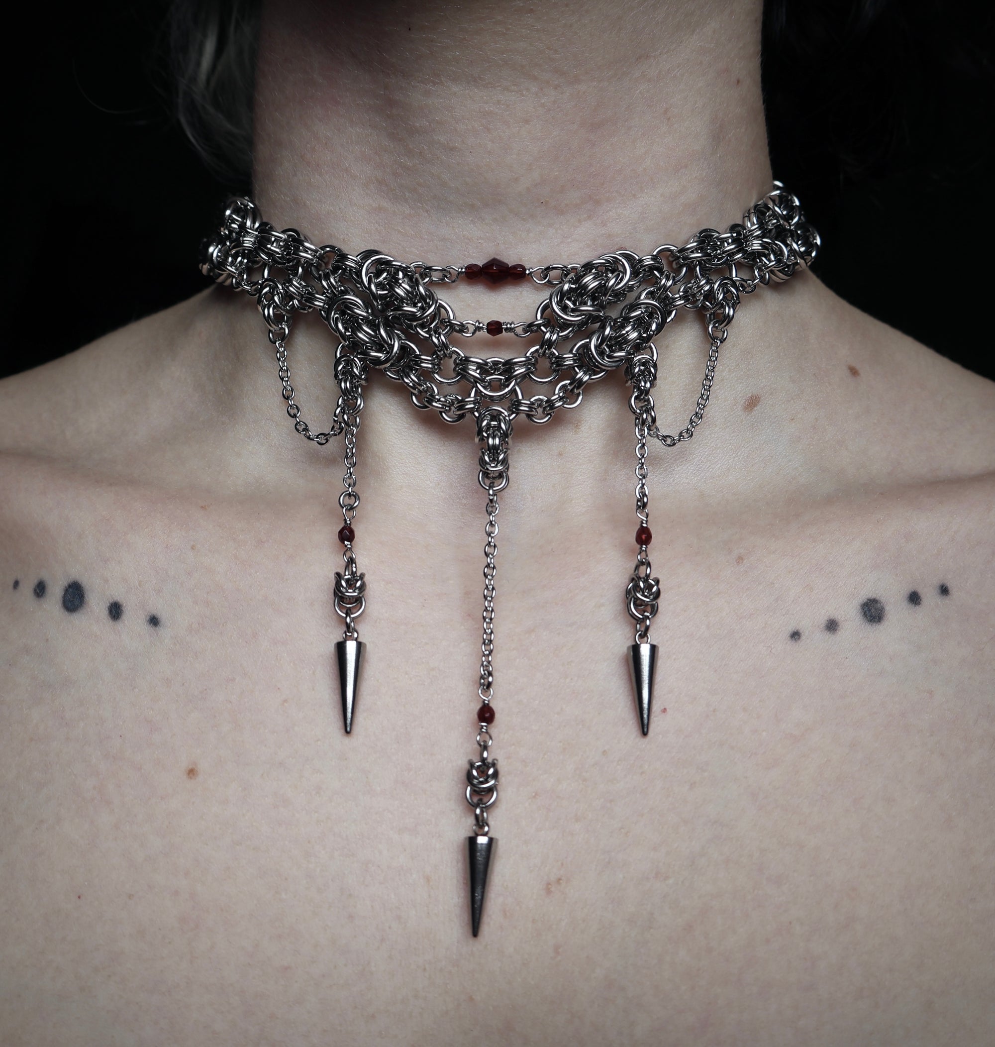 Garnet Fortune. Chainmail Choker.