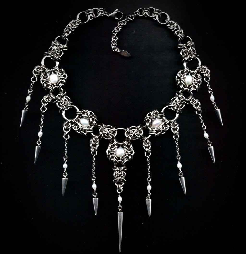 Pearl Desire. Chainmail Choker.